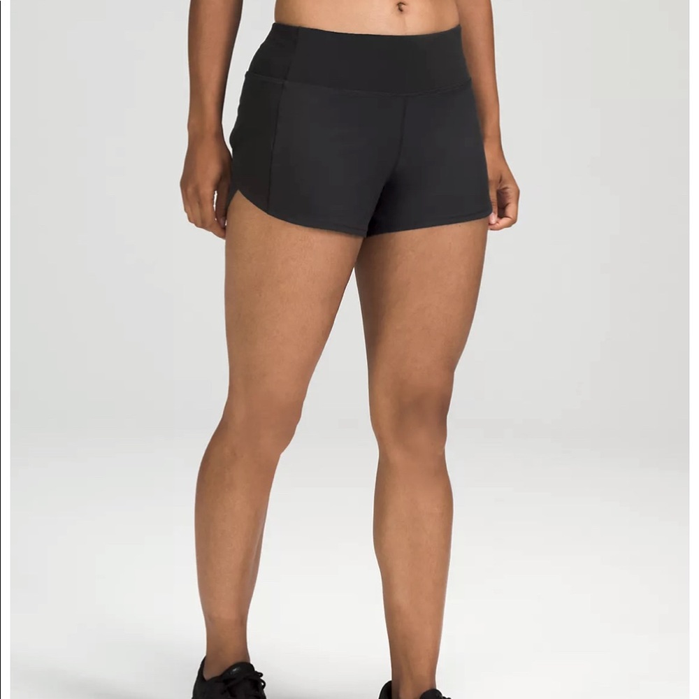 Lululemon Speed Up Mid-Rise Lined Short 4" size 4